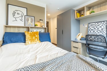 Standard Plus En Suite - Image 5